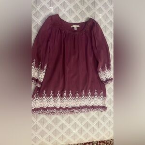 Trinity Plum color Blouse with White Lace Trim size S